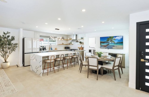 Fountain Valley House | High-end 4BR Home Near Beach & Disneyland
