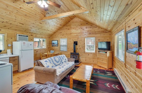 Deadwood Cabin | Hike, Ski, ATV! Ride-Ready Deadwood Cabin w/Grill