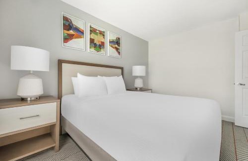 Canyon Corridor Resort | Hilton Vacation Club Palm Canyon Palm Springs
