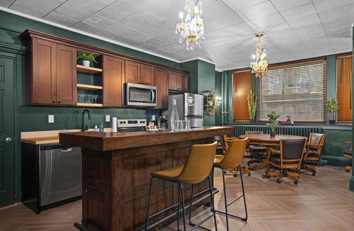 Endion Hotel | Historic Cotton Mansion Duluth Boutique Hotel