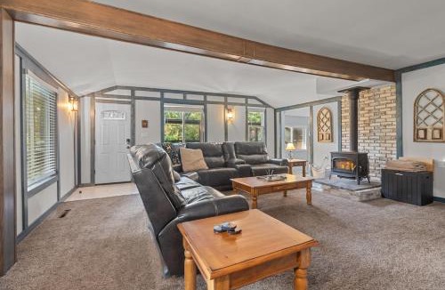 Zenda House | Historic Lake Geneva Outpost Speakeasy House