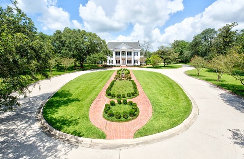 Franklin House | Historic Mansion on the Bayou