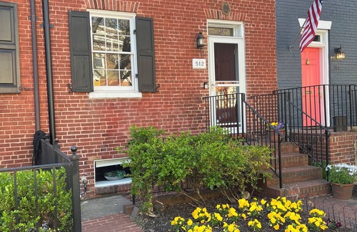 Old Town West House | Historic Old Town Alexandria Cozy English Basement Apartment