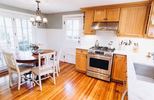 Purcellville House | Historic Tip of the Hill, ca 1762, just outside of Purcellville