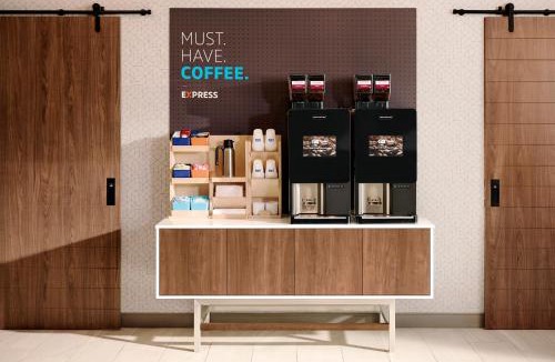 Bishop Hotel | Holiday Inn Express Hotel & Suites Bishop by IHG