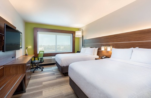 Moreno Valley Hotel | Holiday Inn Express & Suites Moreno Valley - Riverside by IHG