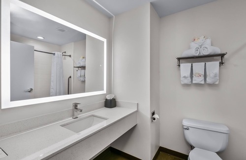 Lucedale Hotel | Holiday Inn Lucedale by IHG