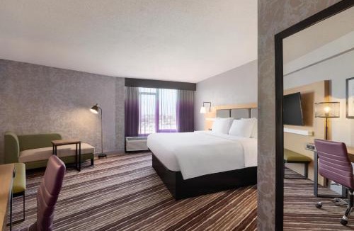 South Philadelphia West Hotel | Holiday Inn Philadelphia Arpt-Stadium Area by IHG