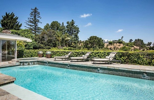 Hollywood Hills West Villa | Hollywood Hills Mid-Century Modern