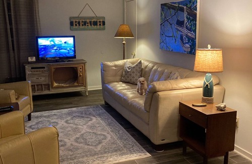Ocean Springs House | Home Walking/Biking Distance to Downtown and Beach and Gulf Islands National Sea