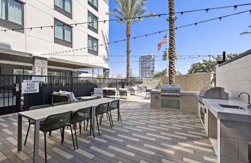 Guasti Hotel | Home2 Suites By Hilton Ontario Airport, Ca