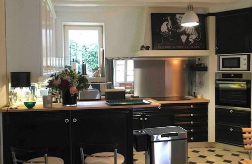 Vienne-en-Arthies House | Homerez - House in Vienne-en-Arthies