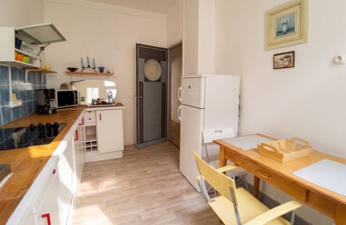 Montreuil House | Homerez - House in Montreuil