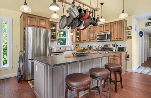 Chincoteague Hotel | Homestead | Historic Cottage on 30 Acres, Porches, Bay Breezes, Outdoor Shower, Nature Retreat