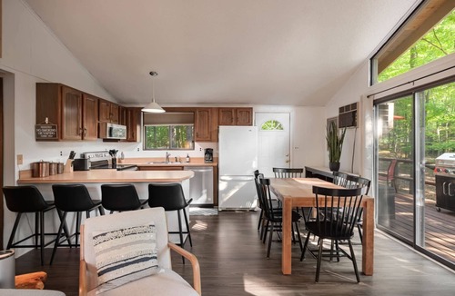 The Woods Ski Chalet | Hot Tub, Fire Pit, Deck, Grill w Resort Amenities