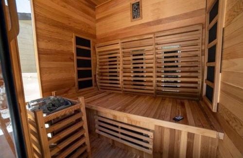 Ventura House | Hot Tub, Fireplace, Sauna, Cozy Historic Home
