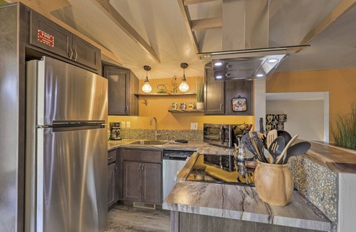 Cornville Cottage | Hot Tub & View: Wine Country Retreat in Cornville