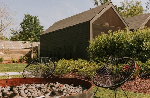 Biloxi Cabin | Hotel Beatnik