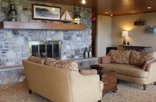 Egg Harbor Condo | Hotel Condo with Great Water Views