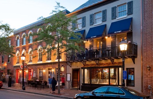Old Town Alexandria Hotel | Hotel Indigo Old Town Alexandria by IHG