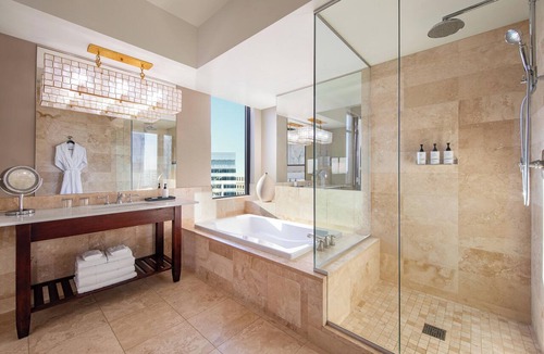 Downtown Minneapolis Hotel | Hotel Ivy, a Luxury Collection Hotel, Minneapolis