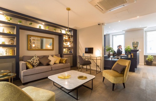 Batignolles Hotel | Hotel Jardin de Villiers
