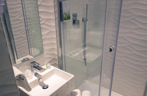 Batignolles Hotel | Hotel Prince Albert Wagram