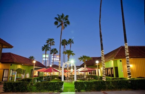 Norwalk Hotel | Hotel Saddleback