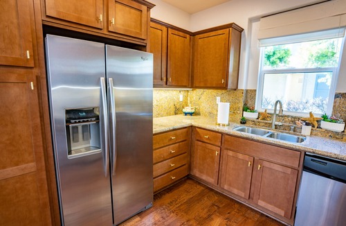 Oxnard Villa | House of Verrett Beach Villa-Ventura, Sleeps 6 & four-minutes from beach