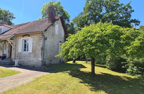 Avilly-Saint-Leonard House | House with garden CHANTILLY, SENLIS, PARC ASTERIX