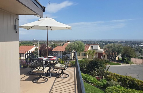 Ventura House | Huge custom 3-bdrm house with pool/spa & ocean/island view in Ventura. Fast WiFi