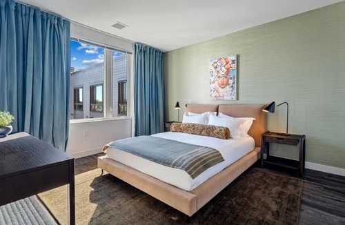 Dorchester Apartment | Hyatus Luxury Residences Boston South Bay Designer Collection