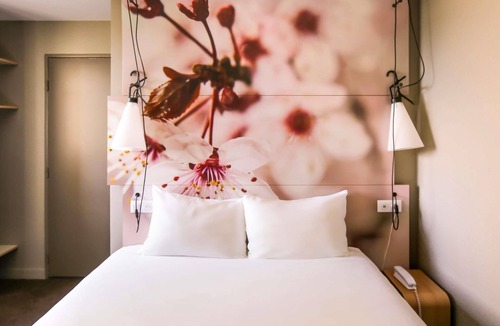 Emerainville Hotel | ibis Marne La Vallee Emerainville