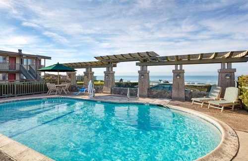 San Simeon Hotel | Ideal Oceanfront Getaway | 2 Units | Short Drive from San Simeon State Park