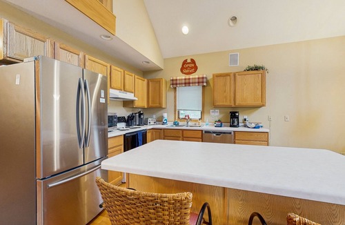 Rome House | Ideally located home with screened porch, 7-min drive to Sand Valley Golf Resort