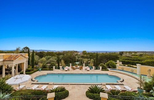 Hope Ranch Villa | Impeccable Italian Villa
