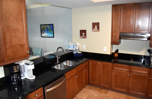 Ono Island Condo | Indigo 504E BeachFront!Bonus Den,Best View&Amenities HUGE Pool!HotTub Pickleball