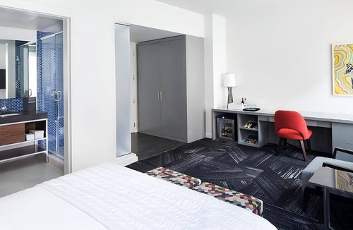 Downtown Minneapolis Hotel | Indulge in Home Like Comfort! 4 Relaxing Units, Pet-friendly Property!