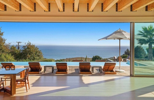Central Malibu Villa | Infinite Bleau by Stay Awhile Villas