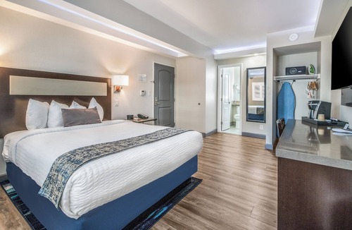 East Village Hotel | Inn at 50 - Long Beach Convention Center