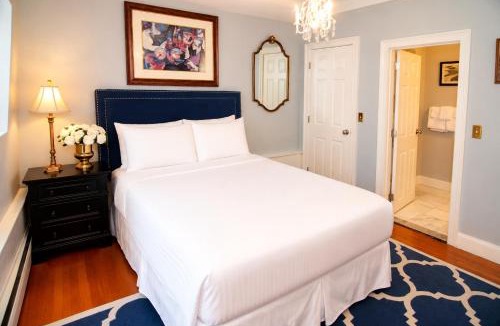 Historic Hill Bed & Breakfast | Inn on Bellevue