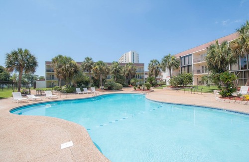 Biloxi Condo | INTRODUCTORY PRICED! The Beach is Calling You to 324!