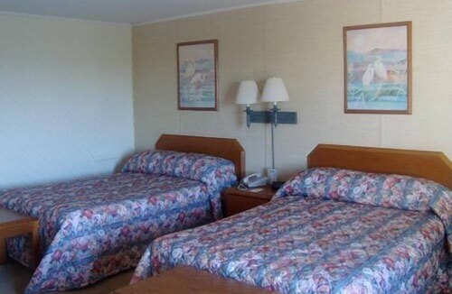 Chincoteague Hotel | Island Resort