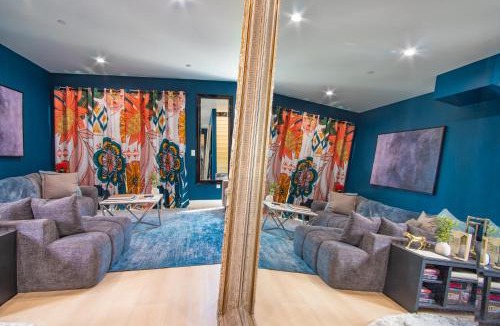 NoHo Arts District House | Jardin Noir at Case Collective