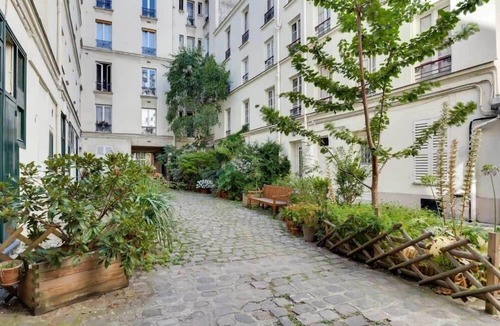 Notre-Dame-des-Champs Apartment | Jardins du Luxembourg cozy 2 bedrooms