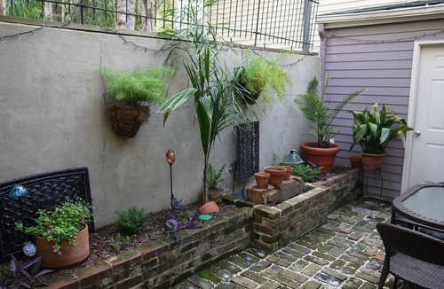 Faubourg Marigny House | JAZZY SWEET SPOT 1BLK TO FRENCH QUARTER 1.5 BLKS TO FRENCHMEN. Free Wi-Fi.