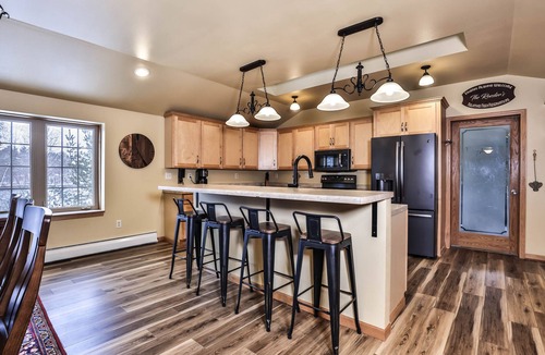Arbor Vitae House | Johnson Lake Compound - (2 Individual Homes)