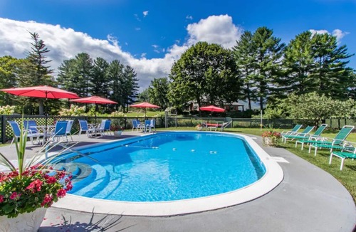Manchester House | July 4 special: Sleep 20, 6BR/6BA. Pool, tennis, views, resort. Dogs loved!