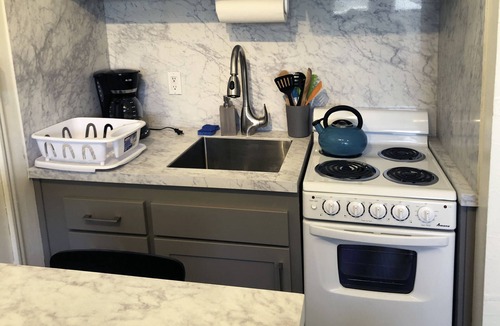 Carpinteria Condo | Just a few steps from Carpinteria State Beach. Bright, clean and cozy.