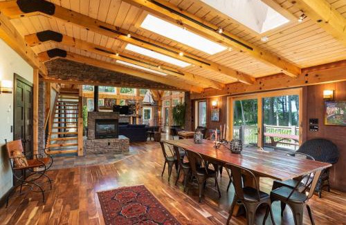 Baileys Harbor House | Kangaroo East Shore by Simple Life Rentals